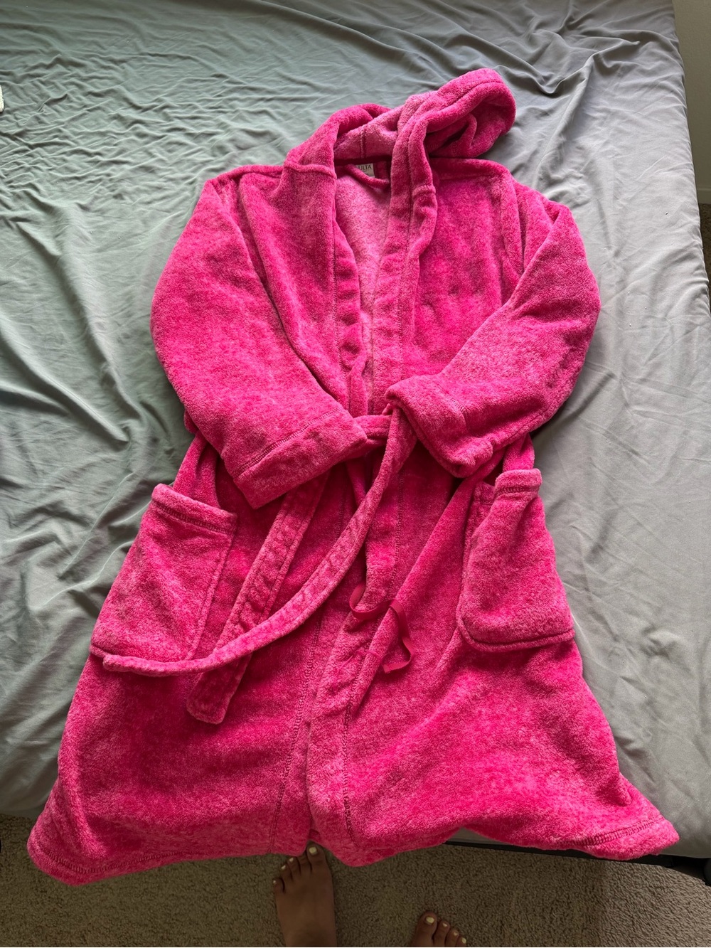 Ulta pink plush robe with hood